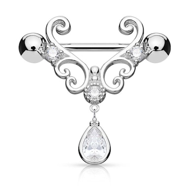 Brustwarzenpiercing in Herzform mit Steinen