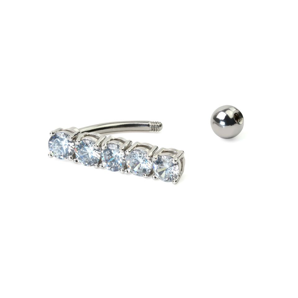 Bauchnabelpiercing mit beweglichen Gliedern
