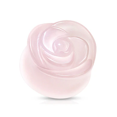 Plug aus Rosenquartz mit einer Rose