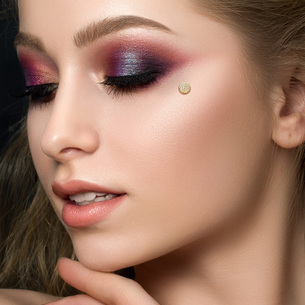 Dermal aus 14 Karat Gold mit steinbesetzter Kuppel