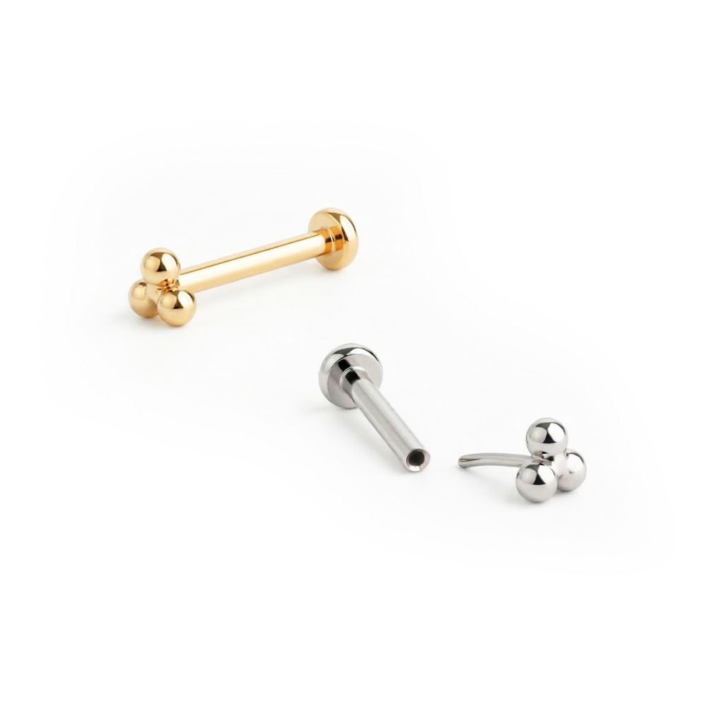 Push-in Labret aus Titan mit dreieckigem Kugelkopf
