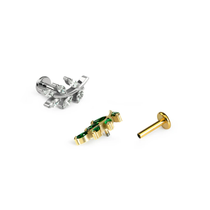 Titan-Labret mit steinbesetztem Blatt